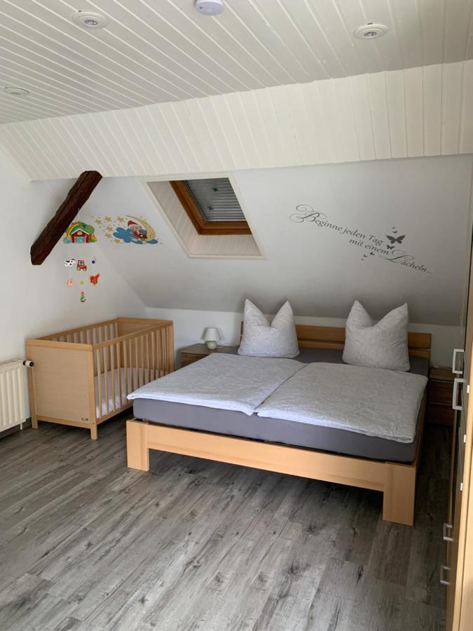Ferienwohnung Zum Schloss ハルベ エクステリア 写真